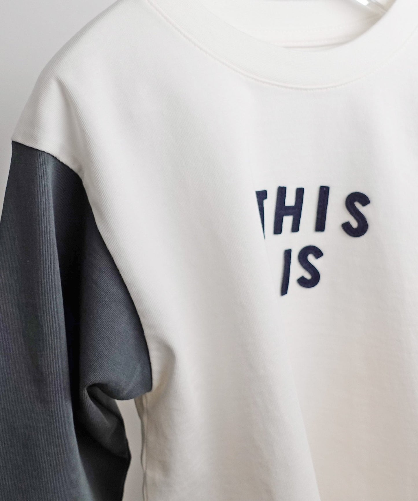 【環保材質】OG CLEAR COTTON THIS L/S TEE 有機棉瓦斯汗布瘋狂圖案【100-145cm】