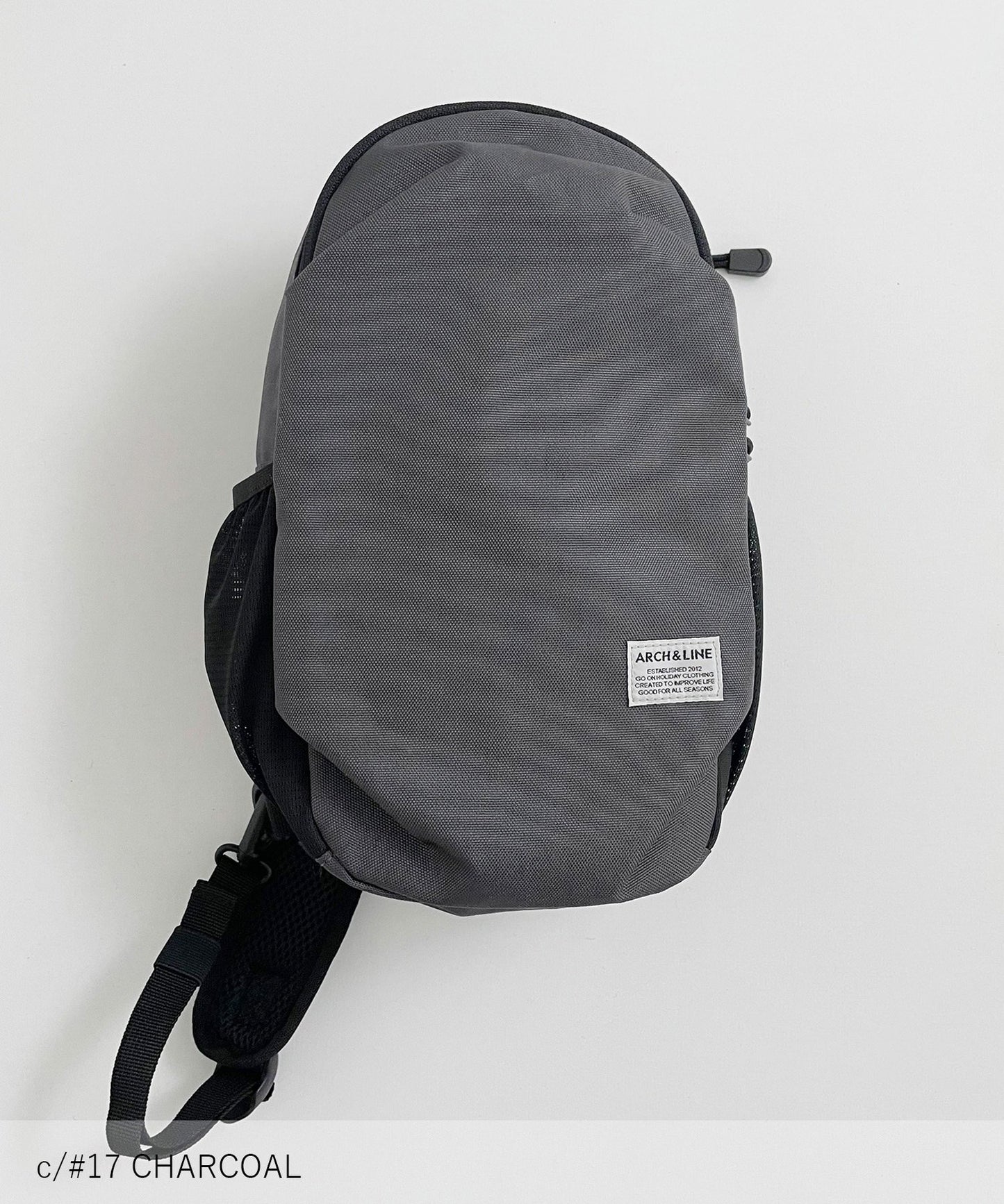 《環境配慮素材》COMPACT DAY BAG 容量6L 散歩 レジャー リサイクルポリエステル［対象年齢4才～大人］