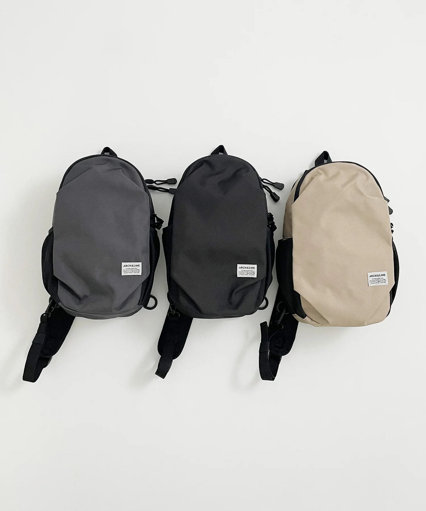 《環境配慮素材》COMPACT DAY BAG 容量6L 散歩 レジャー リサイクルポリエステル［対象年齢4才～大人］