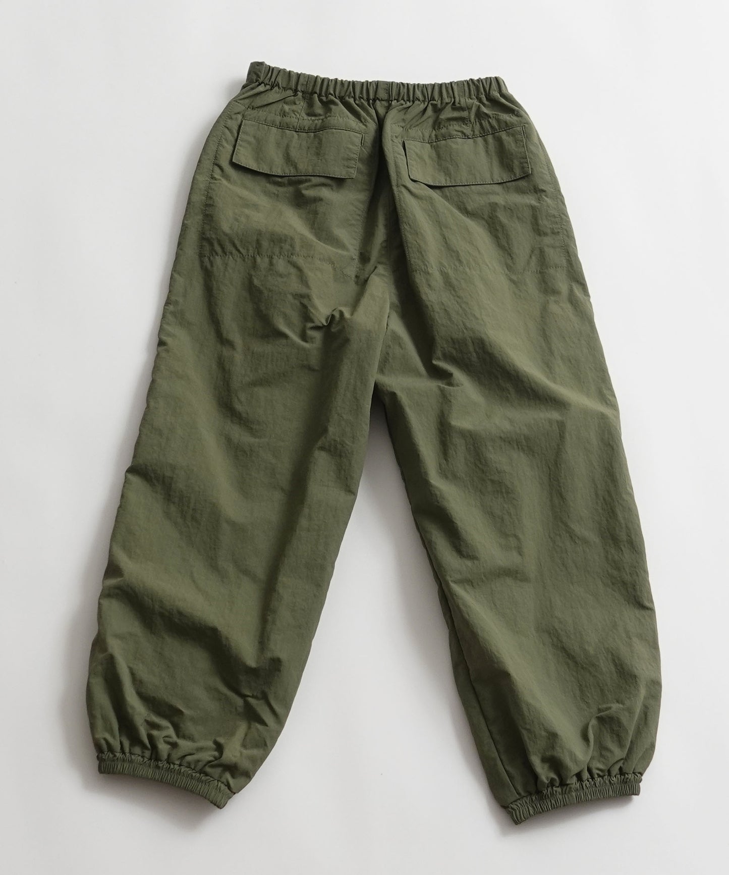 Re:NYLON HIKING PANTS 弱撥水 通年素材 リサイクルナイロン