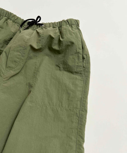 Re:NYLON HIKING PANTS 弱撥水 通年素材 リサイクルナイロン